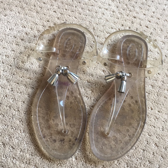tods jelly sandals